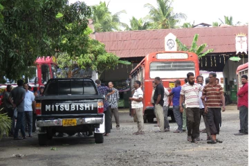 மட்டக்களப்பில் இலங்கை போக்குவரத்து சபையின் ஊழியர்கள் பணிப்பகிஷ்கரிப்பு (Video)