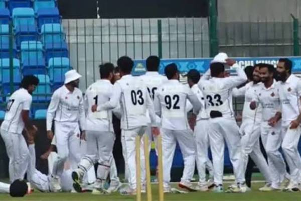 231 ஆண்டு கால சாதனை முறியடிப்பு - மோசமான தோல்வியை சந்தித்த பாகிஸ்தான் அணி | Pakistan Tv Team Break 231 Year Old Worst Record