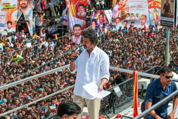 தமிழகத்தை உலுக்கிய கரூர் அனர்த்தம் : விஜய் வெளியிட்ட முக்கிய அறிவிப்பு | Vijay Pledges Rs 20 Lakh Families Killed In Karur