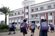 தமிழகத்தில் பள்ளிகளை திறக்க 70% பெற்றோர்கள்ஆதரவு: பள்ளிக் கல்வித்துறை