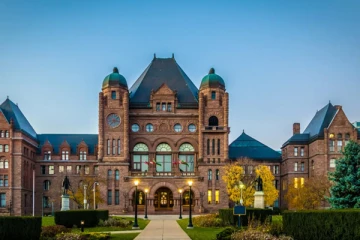 புலம்பெயர்வோர் பணி செய்வதை எளிதாக்கும் புதிய சட்டம்... அறிமுகம் செய்யும் கனேடிய மாகாணம்