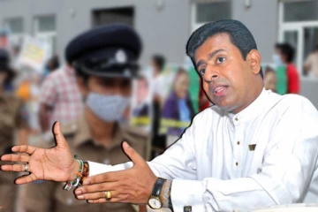 சிறிலங்கா காவல்துறையினருக்கு எதிராக மனித உரிமை மீறல் வழக்கு! உயர்நீதிமன்றத்திற்கு செல்லவும் முஸ்தீபு