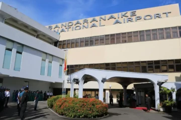 தங்கத்தை இடுப்பில் வைத்து கடத்தியவர் விமானநிலையத்தில் கைது