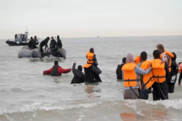 6,300 பேரை நாடுகடத்திய ஜேர்மனி: அச்சத்தில் வேறொரு நாட்டிற்குள் நுழையும் புலம்பெயர்ந்தோர்