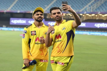 கேப்டன் பதவியில் இருந்து விலகும் தல? - அடுத்த கேப்டனாக பட்டியலில் இருக்கும் 2 இளம் வீரர்கள் யார் யார் தெரியுமா?