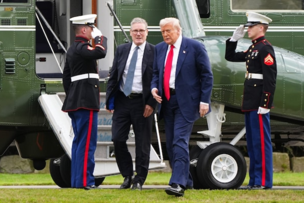 பிரித்தானியாவுக்கு ஈரான் விடுத்துள்ள கடும் எச்சரிக்கை.. போர்பதற்றத்தில் திடீர் திருப்பம் | Iran Warned Uk Allowing Us Using British Bases