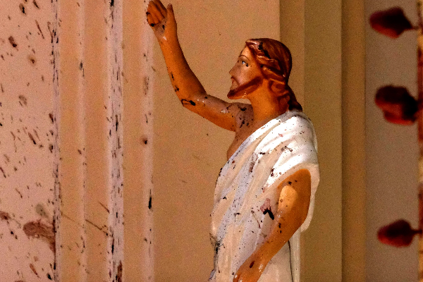 இலங்கைக்கு பாப்பரசரிடமிருந்ந்து கிடைத்த உதவி! | Sri Lanka Received Help From The Pope