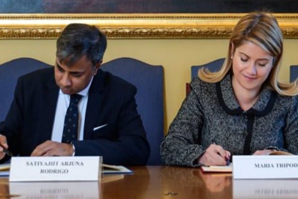 இத்தாலி வாழ் இலங்கையர்களுக்கு மகிழ்ச்சித் தகவல் - செயற்பாட்டுக்கு வரவுள்ள நடைமுறை | Sri Lanka Italy Driving License Agreement Update இத்தாலி வாழ் இலங்கையர்களுக்கு மகிழ்ச்சித் தகவல் - செயற்பாட்டுக்கு வரவுள்ள நடைமுறை | Sri Lanka Italy Driving License Agreement Update