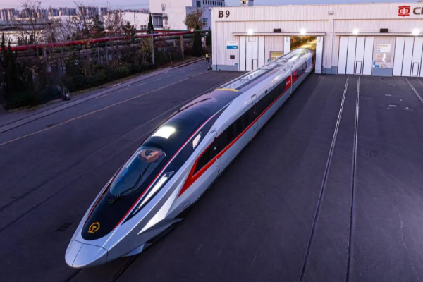 உலகின் அதிவேக புல்லட் தொடருந்து: சீனா படைத்துள்ள சாதனை | China Tests World S Fastest Bullet Train Cr 450 உலகின் அதிவேக புல்லட் தொடருந்து: சீனா படைத்துள்ள சாதனை | China Tests World S Fastest Bullet Train Cr 450