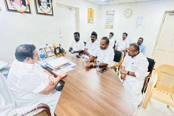 எடப்பாடி பழனிச்சாமியாரையும் சந்தித்த கஜேந்திரன் குழு! | Gajendran Group Met With Admk Edappadi Palaniswami