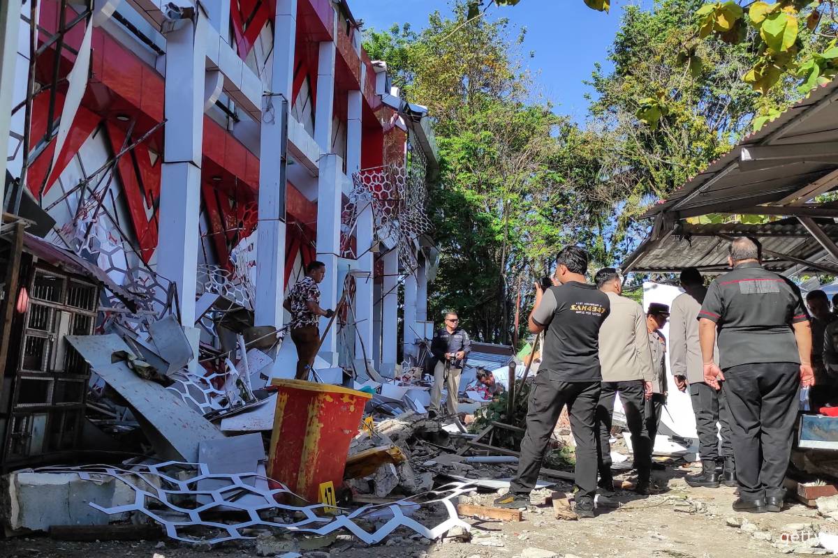 இந்தோனேசியாவை உலுக்கிய சக்தி வாய்ந்த நிலநடுக்கம்... சுனாமி பீதியில் மக்கள் | Indonesia Earthquake Tsunami Alert