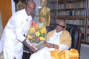 கன்னத்தில் அறைந்த நடிகை ஸ்ரீபிரியா.. கருணாநிதி சொன்ன வார்த்தை.. எம் எஸ் பாஸ்கர்