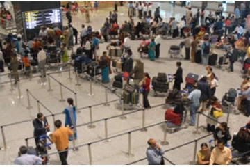 கட்டுநாயக்க விமான நிலையத்தை பயன்படுத்தும் பயணிகளின் எண்ணிக்கையில் மாற்றம்