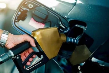 யாழில் இருவாரங்களில் விநியோகிக்கப்பட்ட பெற்றோல் தொடர்பில் வெளியான தகவல்