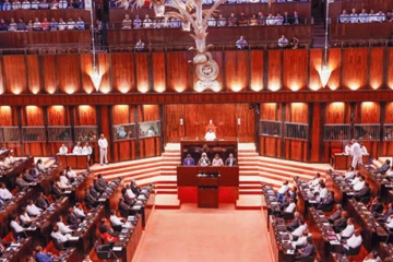 මුළු රටම බලන් ඉන්න 22 වැනි සංශෝධනය ගැන පාර්ලිමේන්තු විවාදයට දින නියම වෙයි