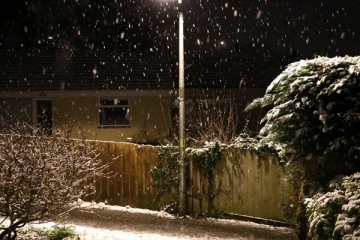 ஐந்து மணி நேரத்திற்குள் 53 விபத்துக்கள்... அவசியமானால் மட்டும் பயணம் செய்ய இங்கிலாந்து வாகன ஓட்டிகளுக்கு வலியுறுத்தல்