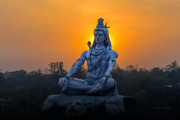 சனிப் பிரதோஷம் திருவோண நட்சத்திரம் இணைந்து வரும் மஹா சிவராத்திரி; எப்படி வழிபடவேண்டும் தெரியுமா! | Do You Know When Worship Lord Shiva On Shivratri