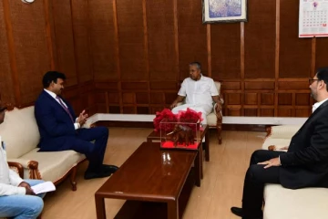 ரணிலின் செயற்பாட்டிற்கு கேரள முதல்வர் வாழ்த்து! இலங்கைக்கும் வருவதாக தெரிவிப்பு (Photos)