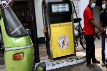 ත්‍රීරෝද රථවල ඉන්ධන කෝටාව ඉහළ දැමේ