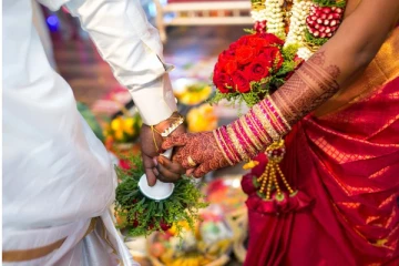 யாழில் திருமணமான ஒரே மாதத்தில் விவாகரத்து கோரும் கனடா மாப்பிள்ளை!