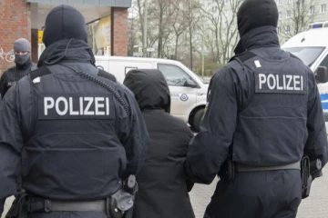 ஜேர்மனியில் புலம்பெயர் சகோதரர்கள் இருவர் அதிரடியாக கைது