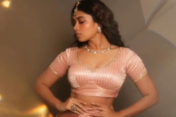 நடிகை துஷார விஜயனின் லேட்டஸ்ட் போட்டோஷூட்