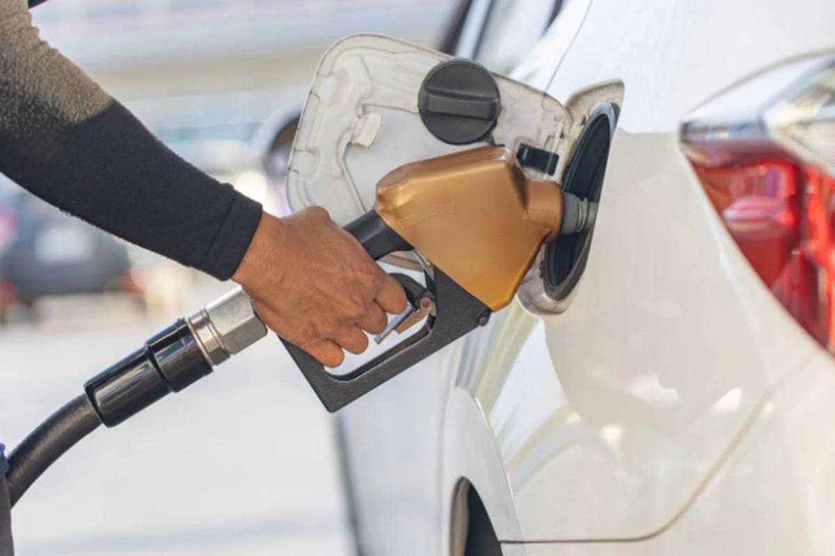 ஒரு லிட்டர் பெட்ரோலின் விலை 2 ரூபாய் மட்டுமே.., எந்த நாட்டில் தெரியுமா? | Which Country Has The Cheapest Petrol In The World