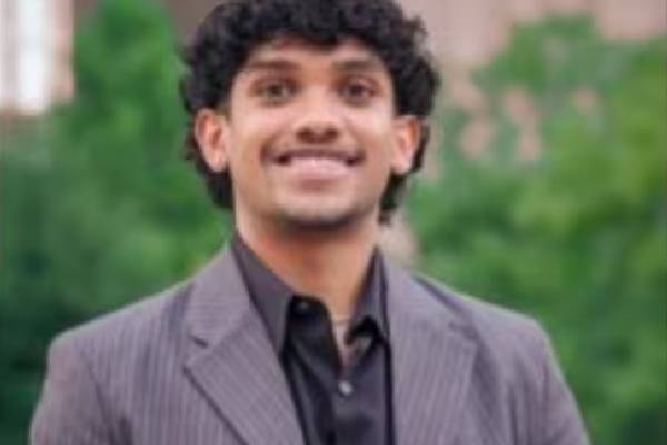 குடும்பத்தையே கொளுத்த முயன்ற இந்திய வம்சாவளி மாணவர் ; அமெரிக்காவில் அதிர்ச்சி | Indian Origin Student Attempts To Family On Fire