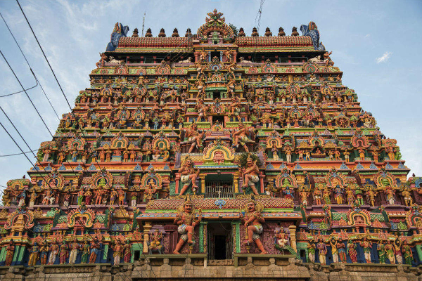 சிதம்பரம் நடராஜர் கோயிலில் வழிபாடு செய்வதில்  தீண்டாமையா? - என்ன நடந்தது ? - தமிழ்நாடு