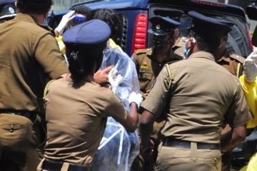 யாழ்ப்பாணத்தில் போதைப்பொருள் பாவனையில் ஈடுபட்ட இரு பெண்கள் கைது