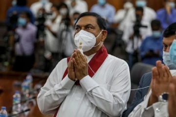வெளியில் தலைகாட்ட முடியாது தவிக்கும் பசில்- வைபவங்களில் பாடப்படும் “கப்புட்டு காக்கா... பசில்.. பசில்...”