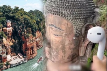 2000 கி.மீ பயணம் செய்து புத்தர் காதில் ஸ்பீக்கரை வைத்து காதலி கேட்ட நபர்!