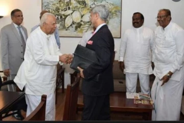 அரசாங்கத்திற்கும் கூட்டமைப்பிற்கும் இடையிலான பேச்சுவார்த்தைக்கு இந்தியா வரவேற்பு
