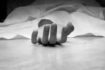 ஒருதலை காதல்: இரயிலில் தள்ளிவிட்டு மாணவி கொலை - அதிர்ச்சியில் மாணவியின் தந்தை மரணம்