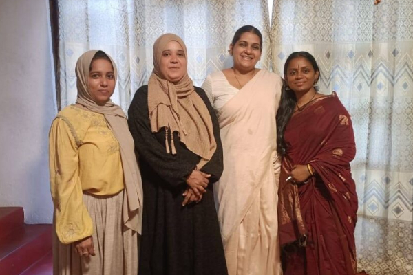 முஸ்லிம் காங்கிரஸின் முக்கிய உறுப்பினரை நேரில் சென்று சந்தித்த கொழும்பு மேயர் | Balthasar Goes Home To See Buharis Happiness