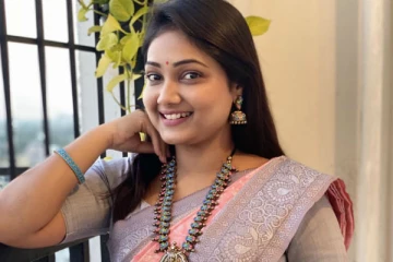 ரோஜா சீரியல் நடிகை பிரியங்காவின் அம்மாவை பார்த்துள்ளீர்களா.. புகைப்படத்துடன் இதோ