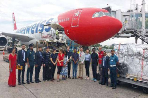 சுவிஸிலிருந்து நிவாரணப்பொதிகளுடன் கட்டுநாயக்காவில் தரையிறங்கிய விமானம் | Disaster Relief Aid From Switzerland