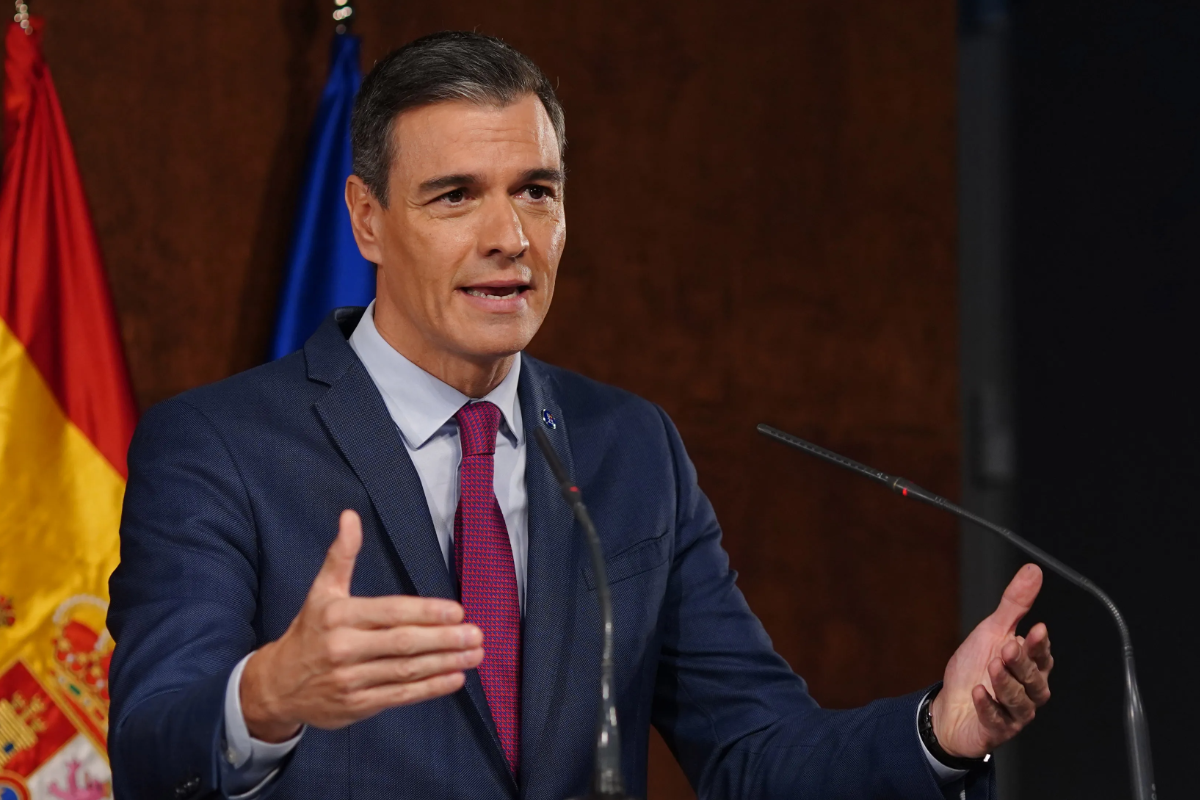 அமெரிக்காவின் ஈரான் மீதான தாக்குதலுக்கு ஸ்பெயின் பிரதமர் கடும் எதிர்ப்பு ; இராணுவ தளங்களை பயன்படுத்த தடை | Spanish Prime Minister Opposes Us Attack On Iran