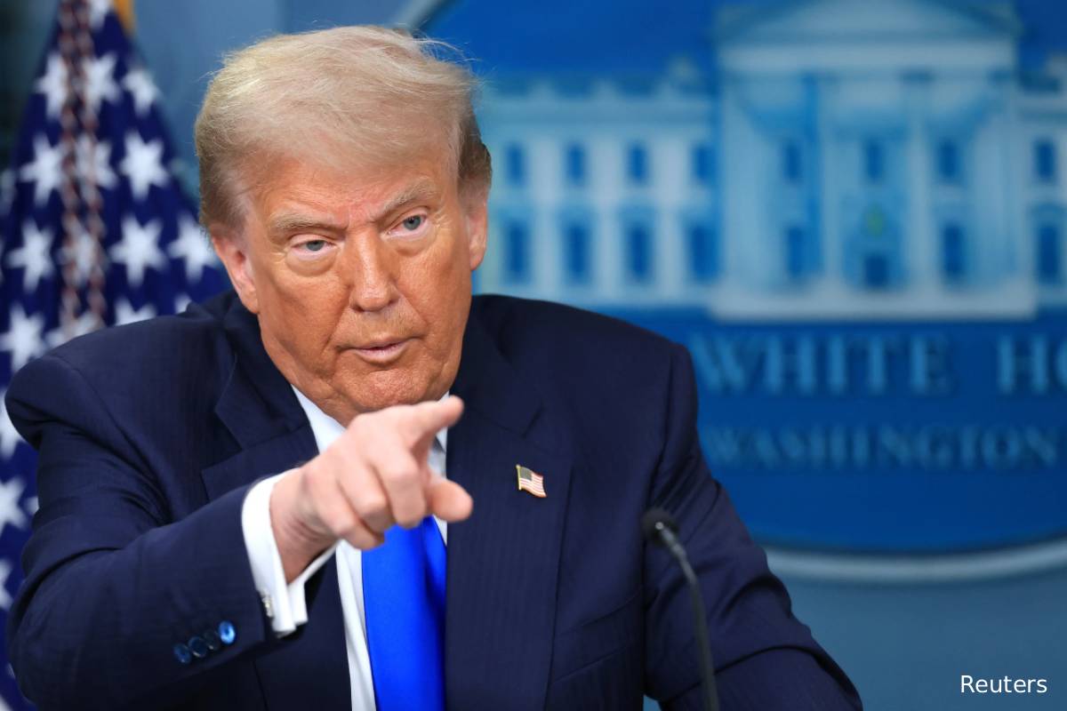 படைகளை குறைக்கப்போவதாக ஜேர்மனியை மிரட்டும் ட்ரம்ப் | Trump Threaten Merz Us Troop Cuts In Germany