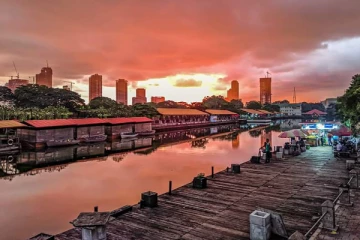 பல மில்லியன் செலவில் கொழும்பில் உருவான மிதக்கும் சந்தைக்கு ஏற்பட்டுள்ள அவலநிலை