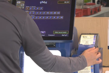 ஒன்றாரியோவில் 70 மில்லியன் டொலர் வென்ற அதிர்ஸ்டசாலி