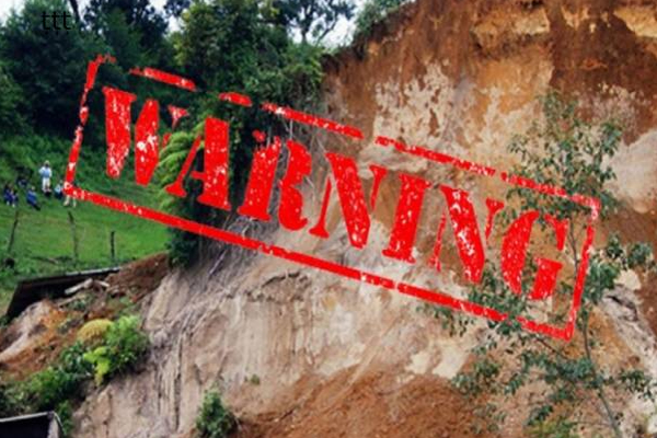 இலங்கையில் 8 மாவட்டங்களுக்கு விடுக்கப்பட்டுள்ள எச்சரிக்கை! | Landslide Warning For 8 Districts In Sri Lanka
