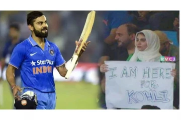 ‘கோலிக்காக வந்துள்ளேன்...’ - ஸ்டேடியத்தில் பதாகையுடன் நின்ற பாக். ரசிகை - வைரலாகும் புகைப்படம்