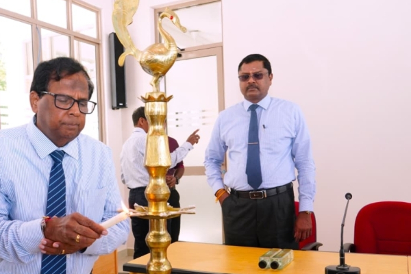 யாழ் மாநகர சபையை ஏமாற்றும் பெரு வணிக நிறுவனங்கள் | Big Companies Deceiving Jaffna Municipal Council