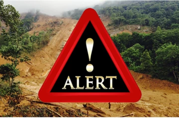 மண்சரிவு ஏற்படக்கூடிய அபாய பகுதிகளில் அமைந்துள்ள நூற்றுக்கணக்கான பாடசாலைகள்