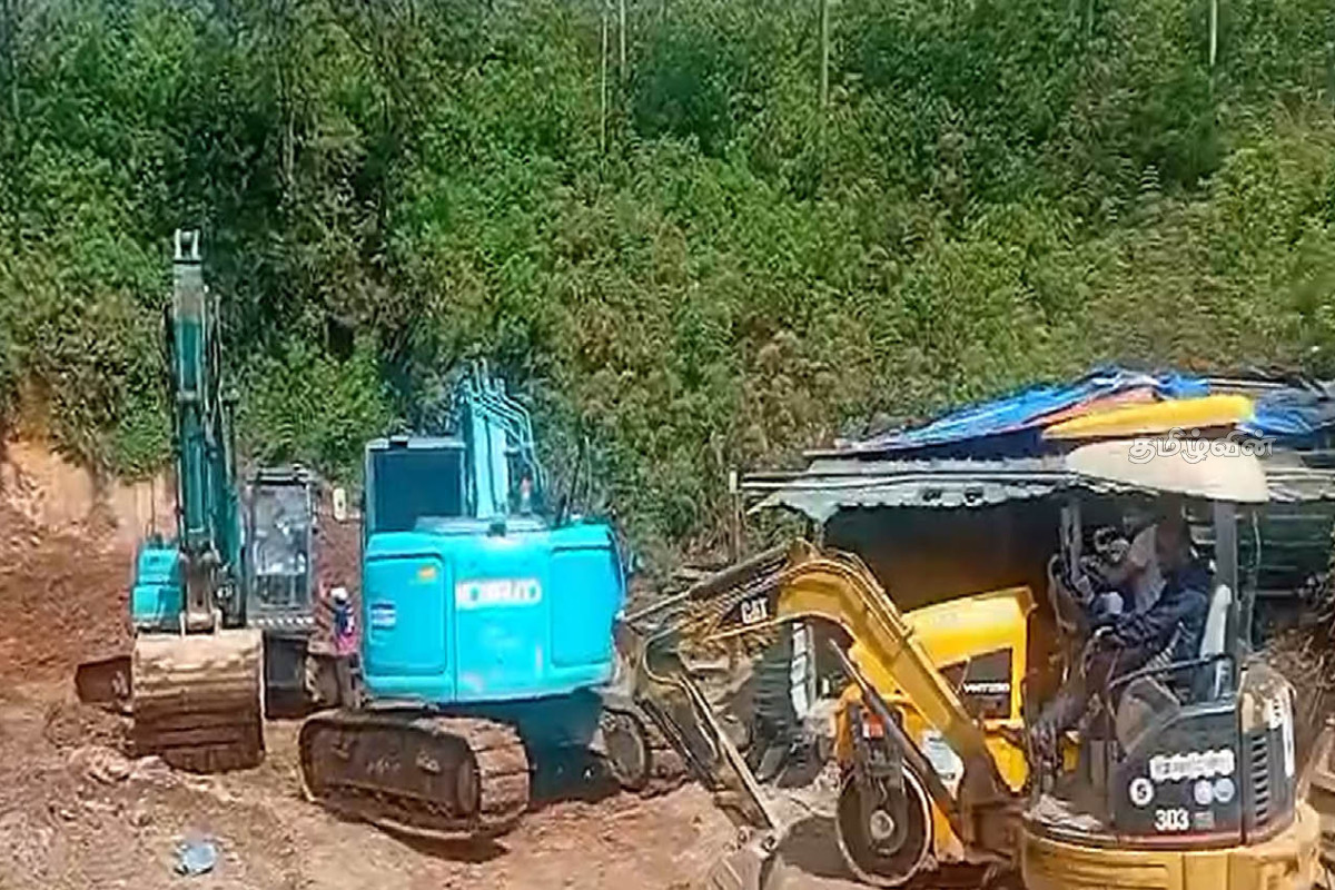 மீண்டும் வழமைக்கு திரும்பும் டிட்வா சூறாவளியால் பாதிக்கப்பட்ட மலையக புகையிரத சேவை | Restore Railway Services Affected By Cyclone Titva மீண்டும் வழமைக்கு திரும்பும் டிட்வா சூறாவளியால் பாதிக்கப்பட்ட மலையக புகையிரத சேவை | Restore Railway Services Affected By Cyclone Titva