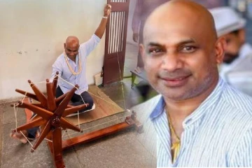 காந்தி   ராட்டையில் நூல் நூற்ற சனத் ஜெயசூரிய!