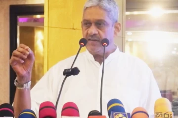 මම විශ්‍රාම ගිහින් අවුරුදු 20ක් අද මට හමුදාවේ අණ දෙන තනතුර ලැබුණොත්.. මට ඒකට අණ දෙන්න පුළුවන් - හමුදාවෙත් විශ්‍රාම වයස දික් කරන්න කියන ෆොන්සේකා