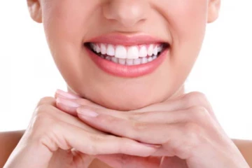 பற்களைப் பாதுகாக்க பாட்டி வைத்தியம் தெரியுமா? இனி கஷ்டப்படவே மாட்டீங்க