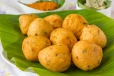 மீதமான இட்லி மா-வில் மொறு மொறு கார போண்டா
